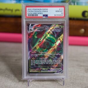 Pokémon Rayquaza VMAX #111 SWSH07 Evolving Skies Ultra Rare Full Art Holo PSA 10